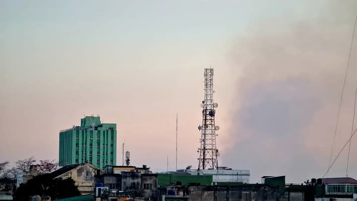 Santa Clara bajo una nube de humo