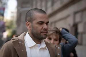 Dani Alves absuelto de delito de agresión sexual