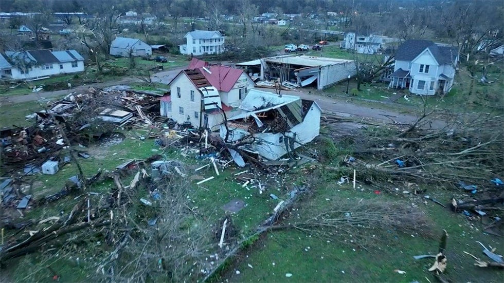 Al menos 10 muertos en Missouri por tornados