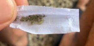Vecinos en Luyanó denuncian venta de drogas: "Aquí se vende químico"