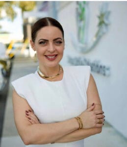 Claudia Valdés celebra su cumpleaños 37 en Cuba.¡ Entérate de todos los detalles!
