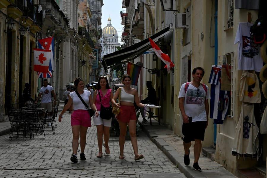Cubana de Aviación vuelve a Alemania: ¿rescate del turismo o vuelo de fantasía?