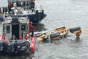 Investigan accidente de helicóptero que cobró la vida de seis personas al estrellarse en el Río Hudson