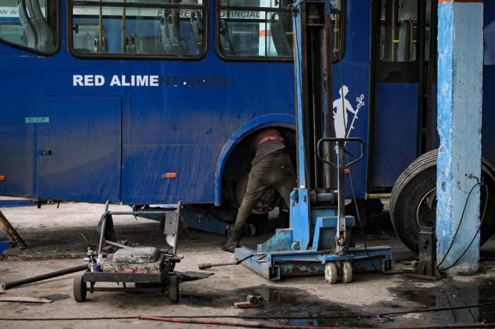 Recuperan 63 ómnibus en La Habana