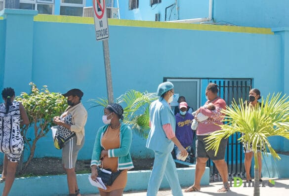 República Dominicana intensifica operativos contra inmigrantes haitianos en Hospitales Maternos