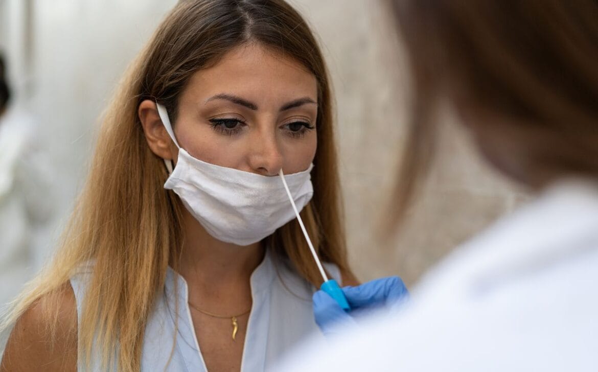 Rusia detecta nueva genovariante del coronavirus: ¿Qué sabemos?