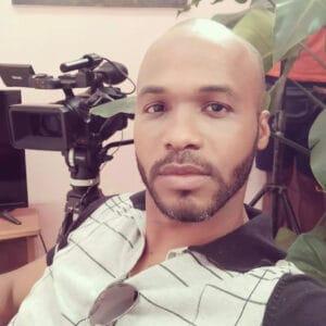 Edgar Medina inicia una nueva vida profesional y familiar fuera de Cuba.
