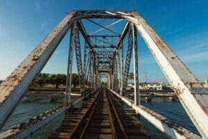 Anuncian reparación del Puente Ferroviario Giratorio de Matanzas