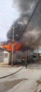 Incendio de grandes proporciones