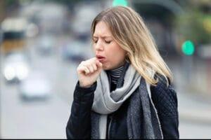 Consejos efectivos para el alivio de la tos por catarro común.