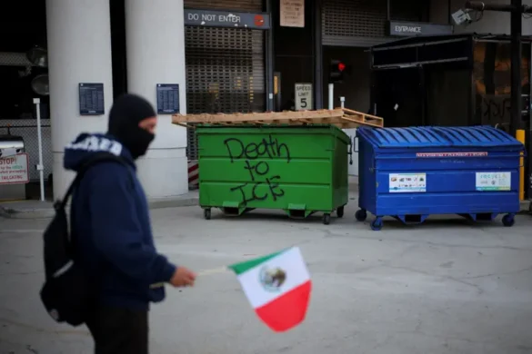 ed924570-437b-11f0-b6e6-4ddb91039da1.jpg Protestas en Los Ángeles por arrestos anti inmigrantes de ICE
