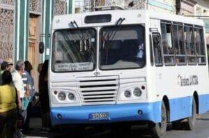 Visita del ministro de Transporte a Granma