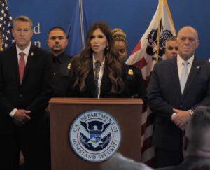 Trump anuncia redadas migratorias históricas tras atentado contra agente de la Patrulla Fronteriza en Nueva York