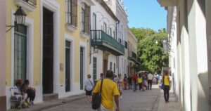 Asalto en La Habana Vieja obliga a cancelar vuelo Madrid-La Habana de World2Fly
