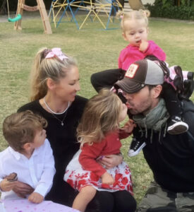 Enrique Iglesias y Anna Kournikova esperan su cuarto hijo: una nueva alegría para la familia.