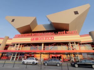 Avería en la Terminal 3 del Aeropuerto José Martí expone deterioro de la infraestructura en Cuba