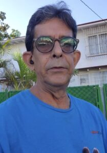 Ulises Toirac agradece el apoyo tras someterse a intervención oftalmológica.