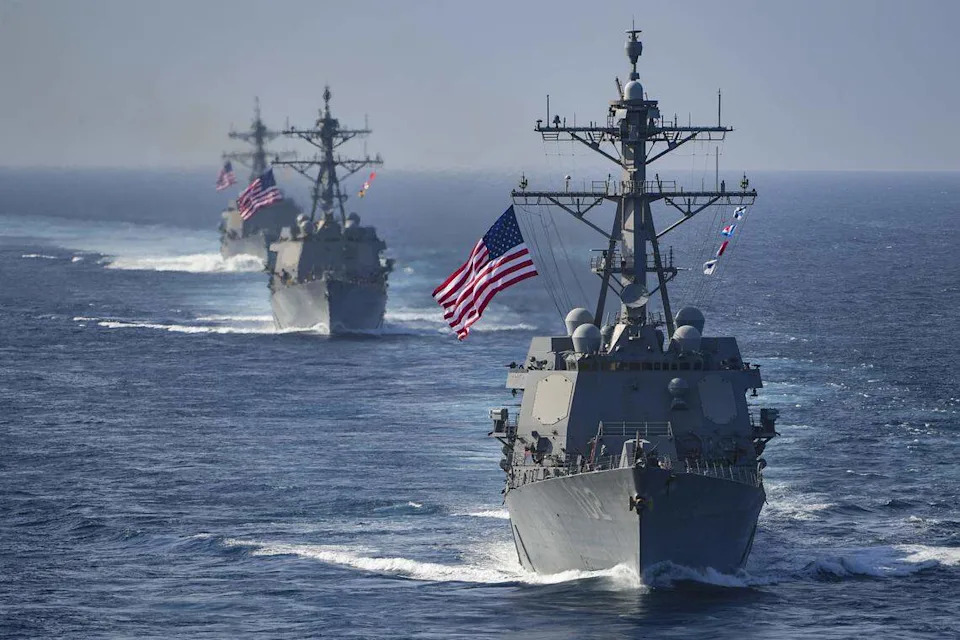 Nicolás Maduro denuncia que barcos de EEUU con 1,200 misiles apuntan hacia Venezuela.