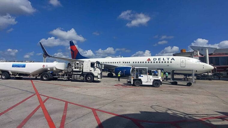 **¡Alerta en el aire para Cuba! Delta suspende vuelos de EE. UU. hacia La Habana 