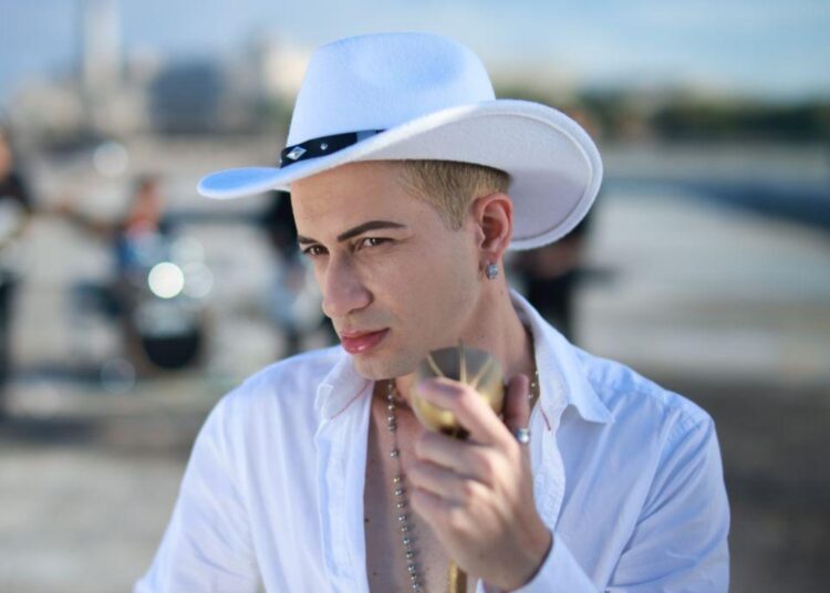 Papushi: cubano que brilla con 7 nominaciones en prestigioso premio musical en Texas