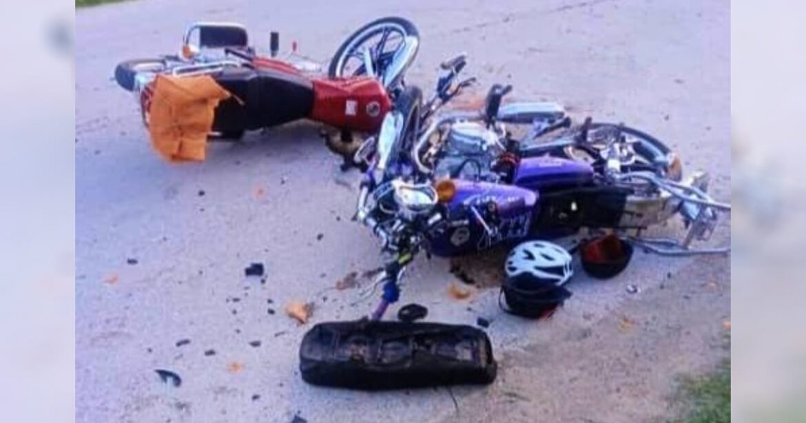 Fatal choque entre motos en Tacajó deja 1 muerto y 2 heridos