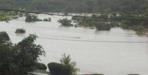 Dos personas desaparecidas tras la crecida del río Sagua de Tánamo.