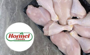 Hormel Foods retira 5 millones de lb de pollo congelado por posible contaminación con metal.