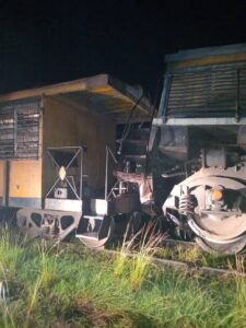 Choque entre camión cisterna y Tren Extra 585 en Minas, Camagüey 