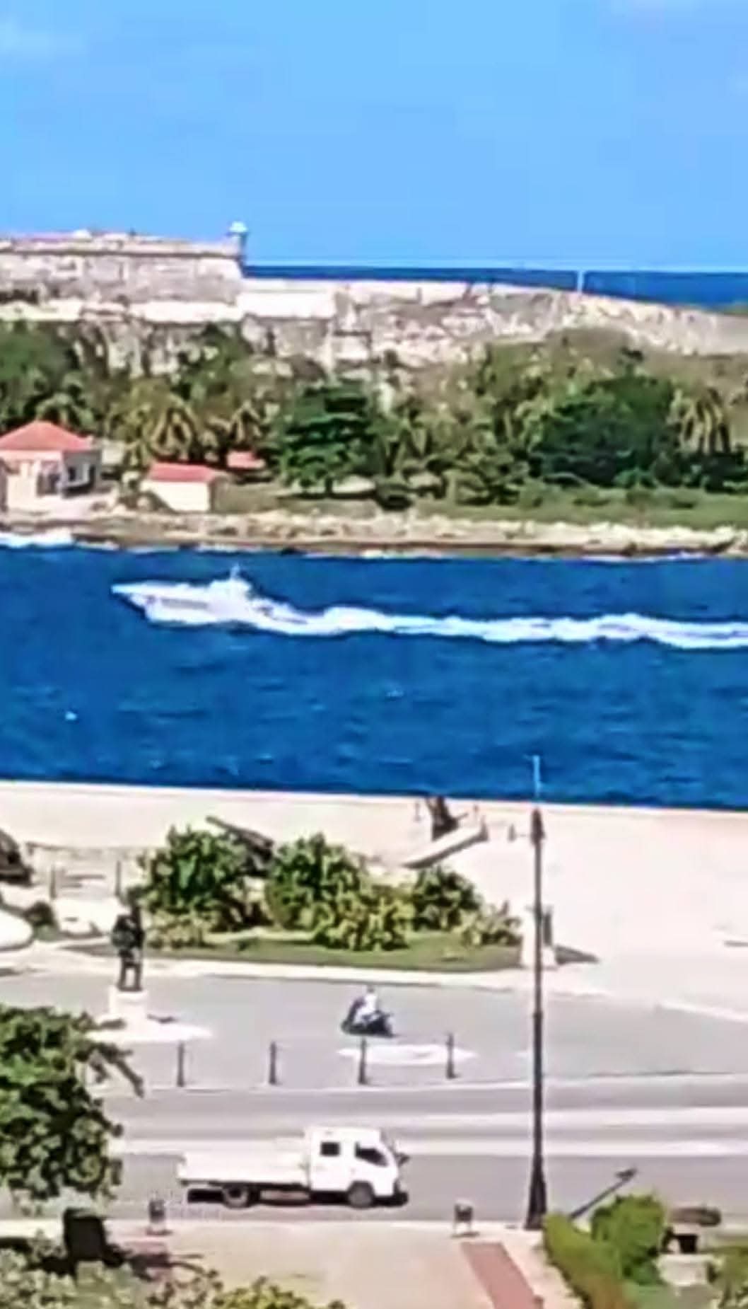 Hallan cuerpo sin vida de una mujer en el Malecón habanero