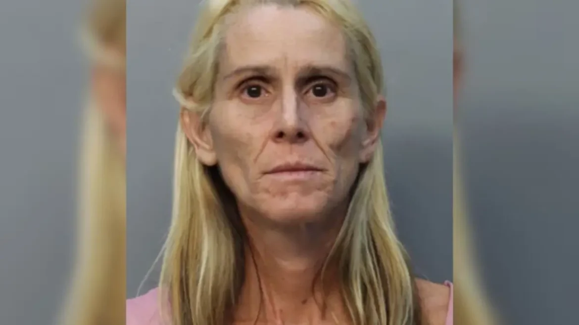 Mujer arrestada por mantener a su madre encerrada en condiciones inhumanas en Hialeah