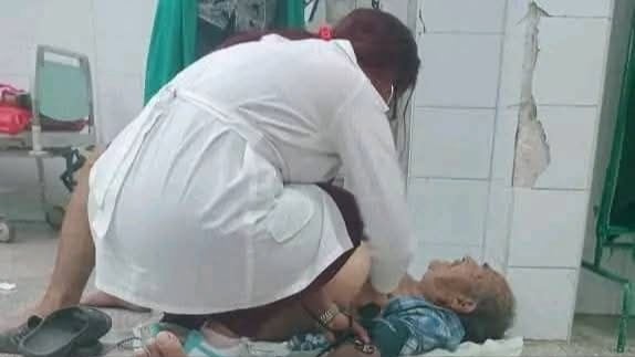 El Gobierno cubano lanza tarde un repelente natural contra arbovirosis, mientras la crisis sanitaria ya golpea a millones.