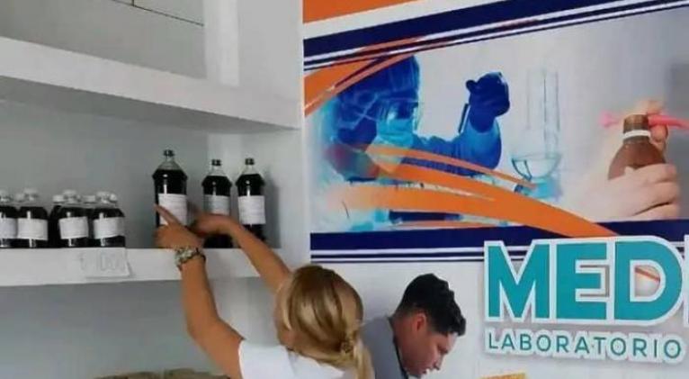 El Gobierno cubano lanza tarde un repelente natural contra arbovirosis, mientras la crisis sanitaria ya golpea a millones.