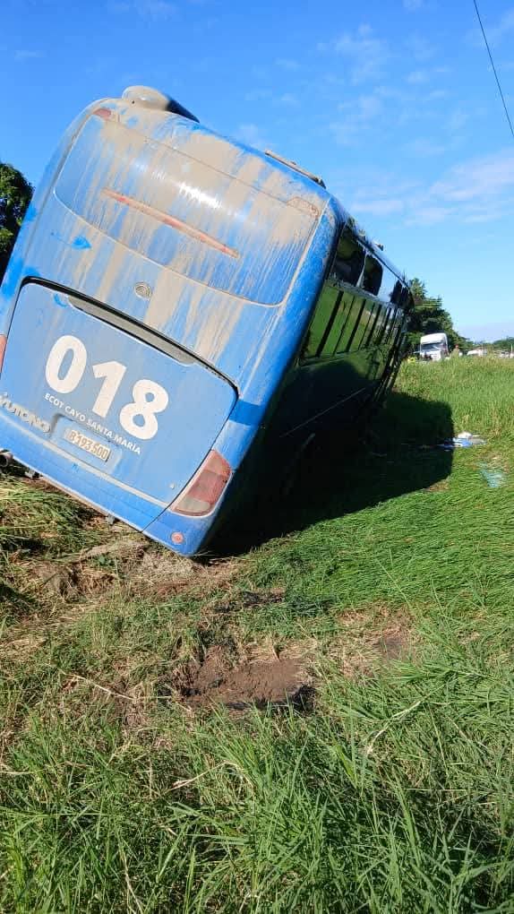 Accidente de tránsito en la carretera Caibarién–Yaguajay deja varios lesionados