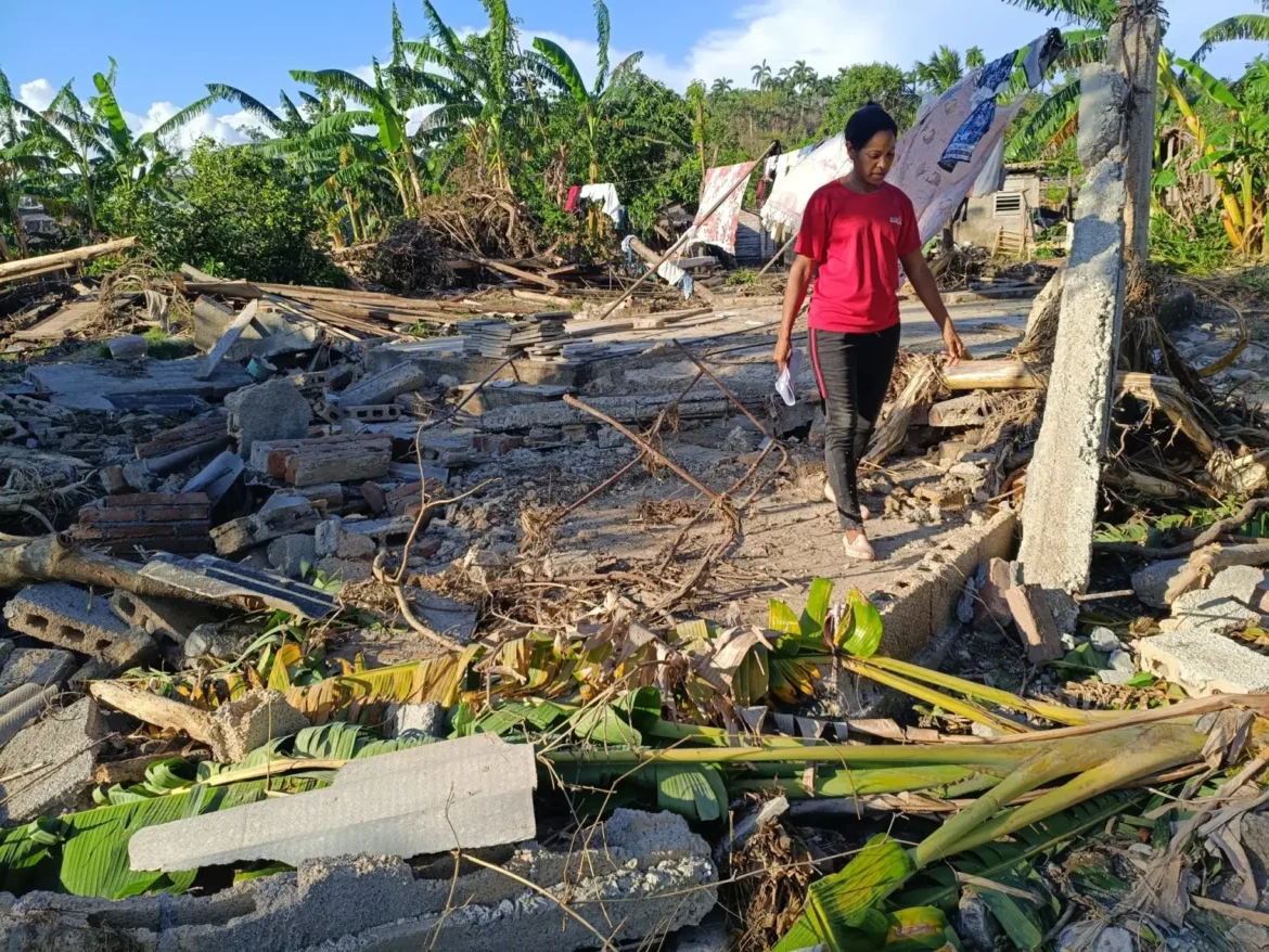Detenidos al menos 17 cubanos durante robos en viviendas evacuadas tras el huracán Melissa