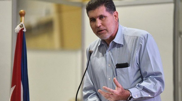 El espejismo de la “contratación directa” en Cuba: otra maniobra del régimen castrista