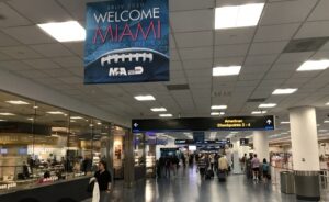Médicos de Miami piden limitar los viajes a Cuba ante brote epidémico.