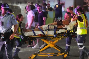 Ataque a tiros en Australia deja al menos 11 muertos y 29 heridos durante celebración judía