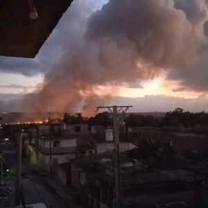 Incendio de gran magnitud afecta el manglar del Naranjal en Matanzas