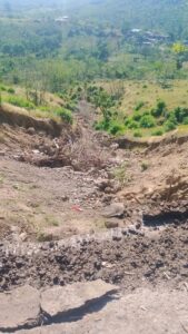 Desprendimiento en la Carretera Central entre Palma Soriano y Santiago de Cuba agrava riesgos para conductores