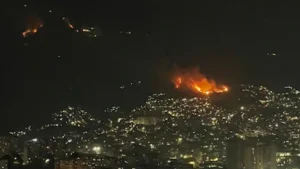 Trump anuncia la captura de Nicolás Maduro tras un ataque militar a gran escala sobre Venezuela