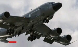 Avión de reconocimiento de EE.UU./ Facebook: Mario Pentón