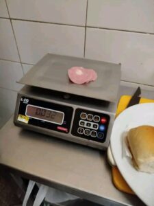 Inspección en Villa Clara detecta violaciones de precios, peso y uso indebido de pagos electrónicos