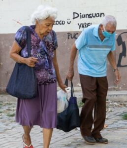 Cuba abre al sector privado los asilos para ancianos: mipymes podrán gestionar residencias ante el colapso estatal