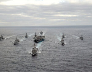 Colisión entre buques de la Marina de Estados Unidos en el Caribe deja dos marineros heridos.