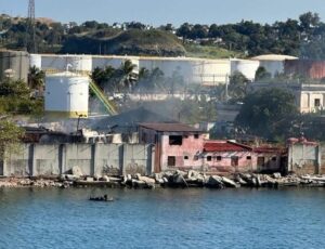 Controlado el incendio reportado en la Refinería Ñico López, en la Bahía de La Habana
