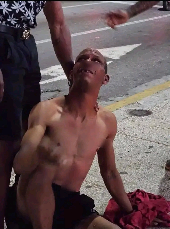 Capturan a arrebatador de celulares en El Vedado tras rápida reacción ciudadana