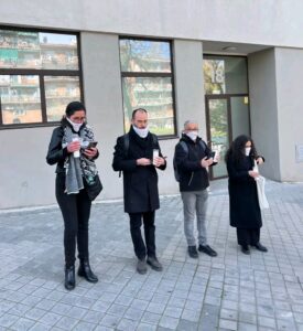 Exiliados cubanos vuelven a plantarse frente a Podemos en Madrid para denunciar el apoyo del partido morado al régimen de Díaz-Canel