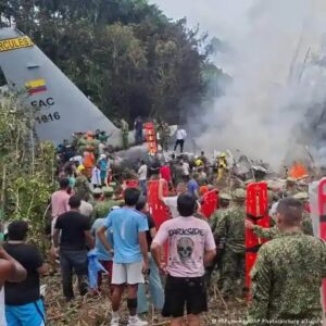 Tragedia en Colombia: al menos 66 muertos tras accidente de avión militar