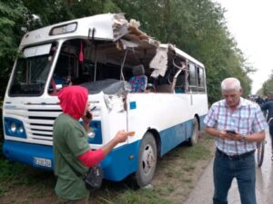 Accidente de tránsito en Cauto Cristo deja 12 heridos, entre ellos un bebé