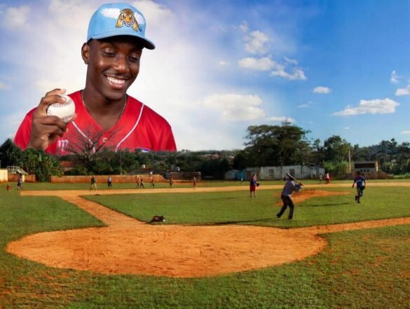 Tragedia en el béisbol cubano: Muere en el terreno el joven lanzador Reinaldo Llovet Querol